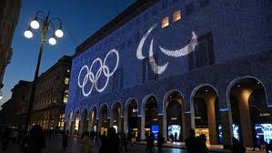 田径——南京室内世锦赛：男子60米栏颁奖仪式举行