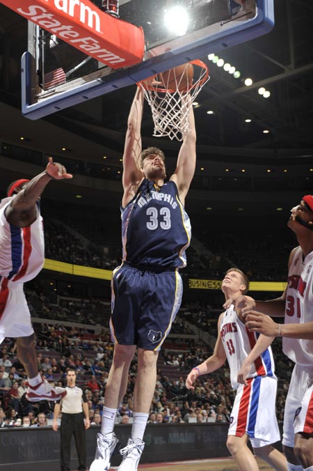 着个人在网 着个人在网